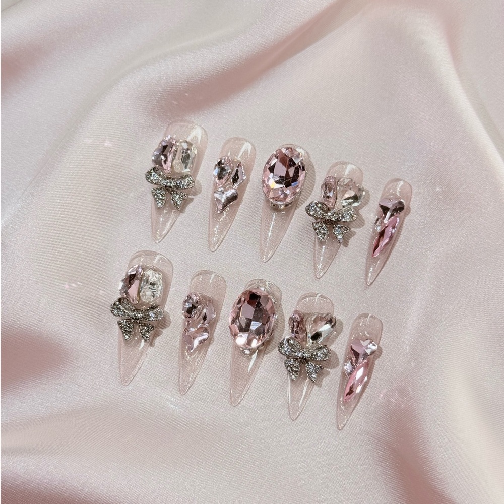 Press-on Nails Set ✨